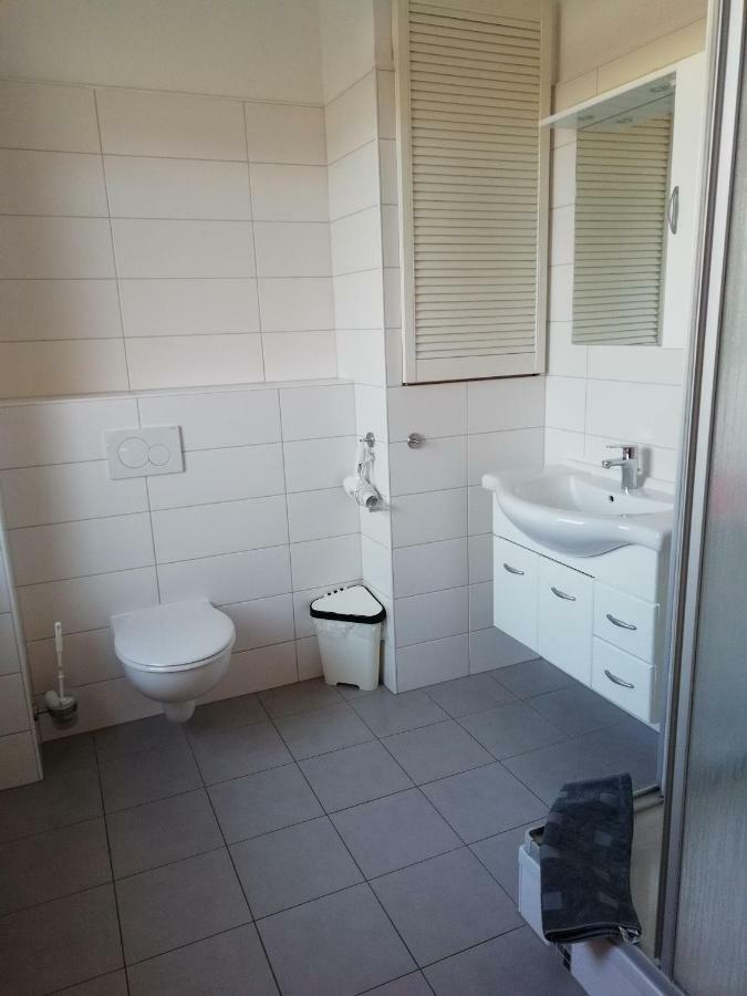 Ferienwohnung Am Torbogen ลืบเบอเนา ภายนอก รูปภาพ