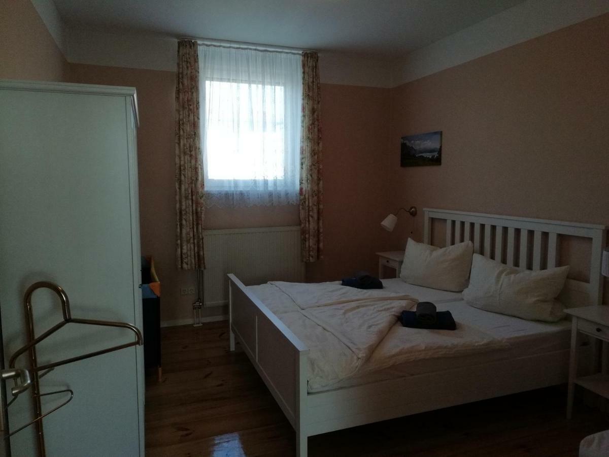Ferienwohnung Am Torbogen ลืบเบอเนา ภายนอก รูปภาพ